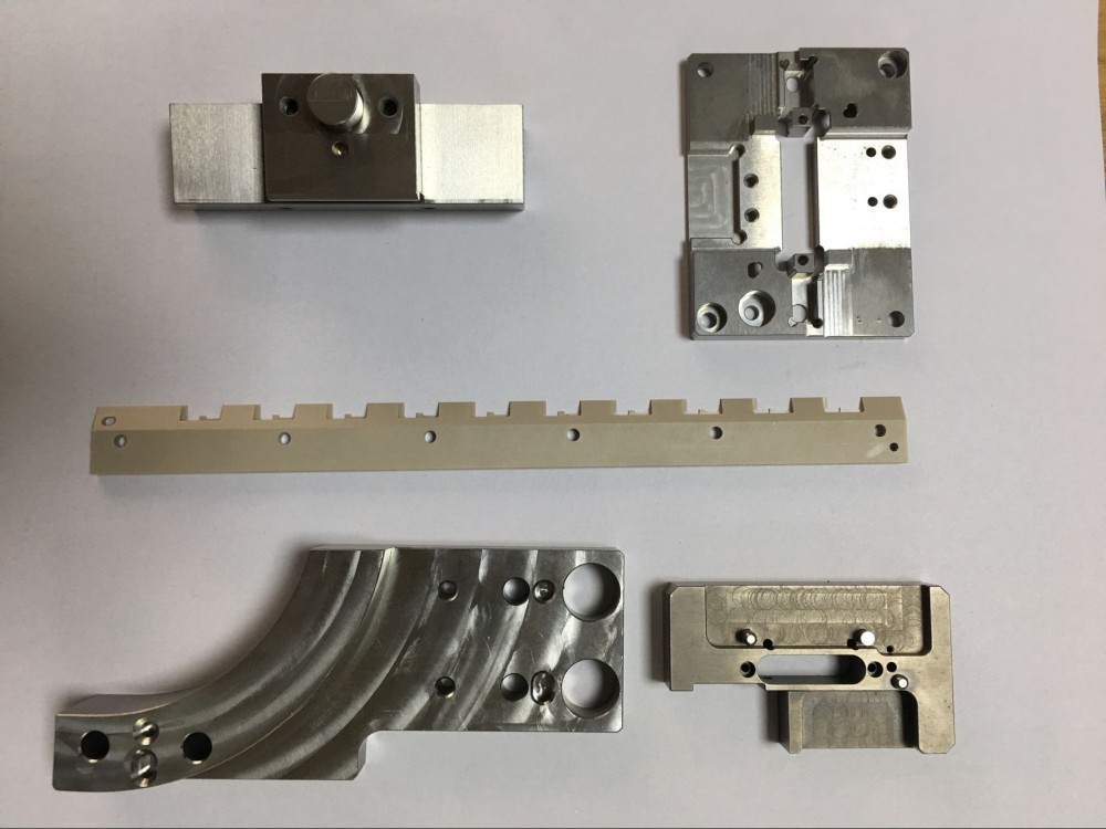 手機組件自動化焊接設備配件